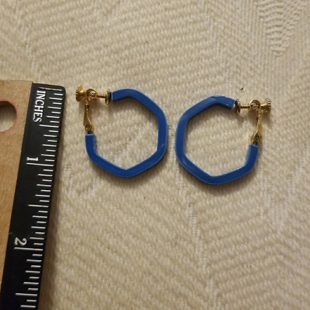 Vintage earring